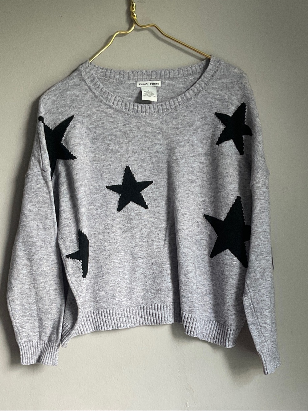 Sweet Romeo Gray Crewneck Sweater with Black Star Motif